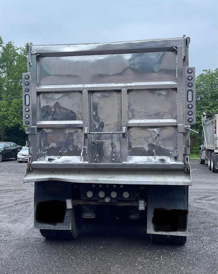 Used 2014 PETERBILT 389 L