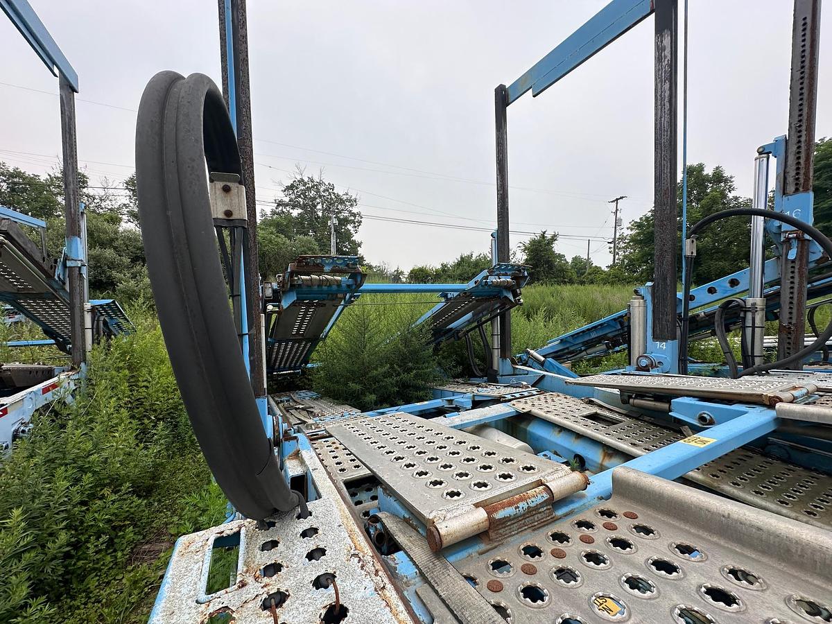 Used 2015 VOLVO VAH Auto Hauler