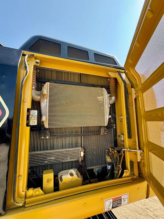 Used 2012 CATERPILLAR 329EL