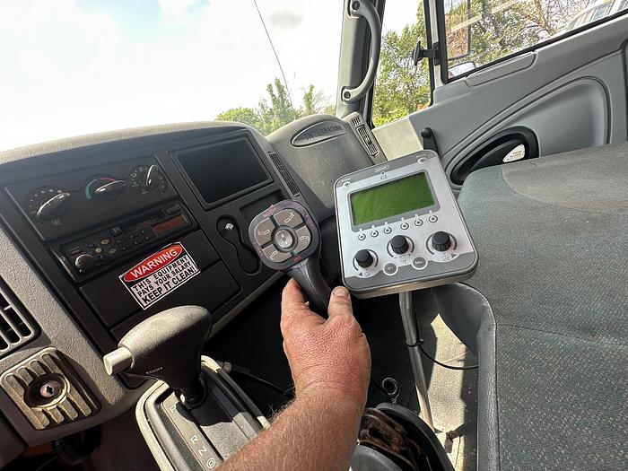 Used 2006 INTERNATIONAL 4300