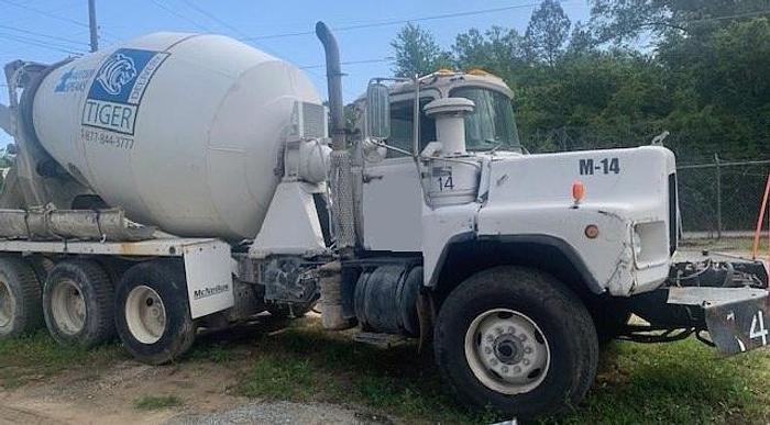 Used 1998 MACK DM690S
