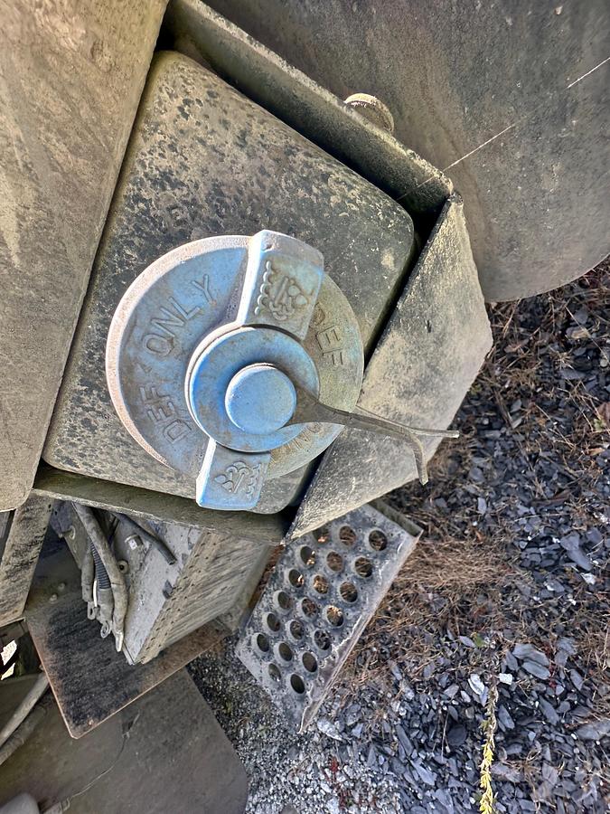 Used 2011 OTTAWA Yard Spotter