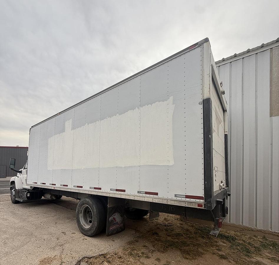 Used 2006 GMC 6500