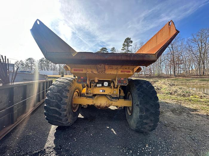 Used 2006 DEERE 300D