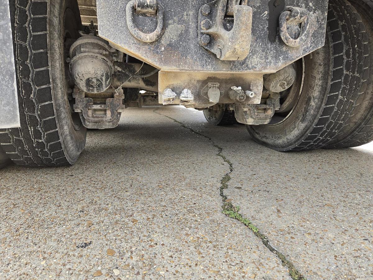 Used 1999 MACK CH 613