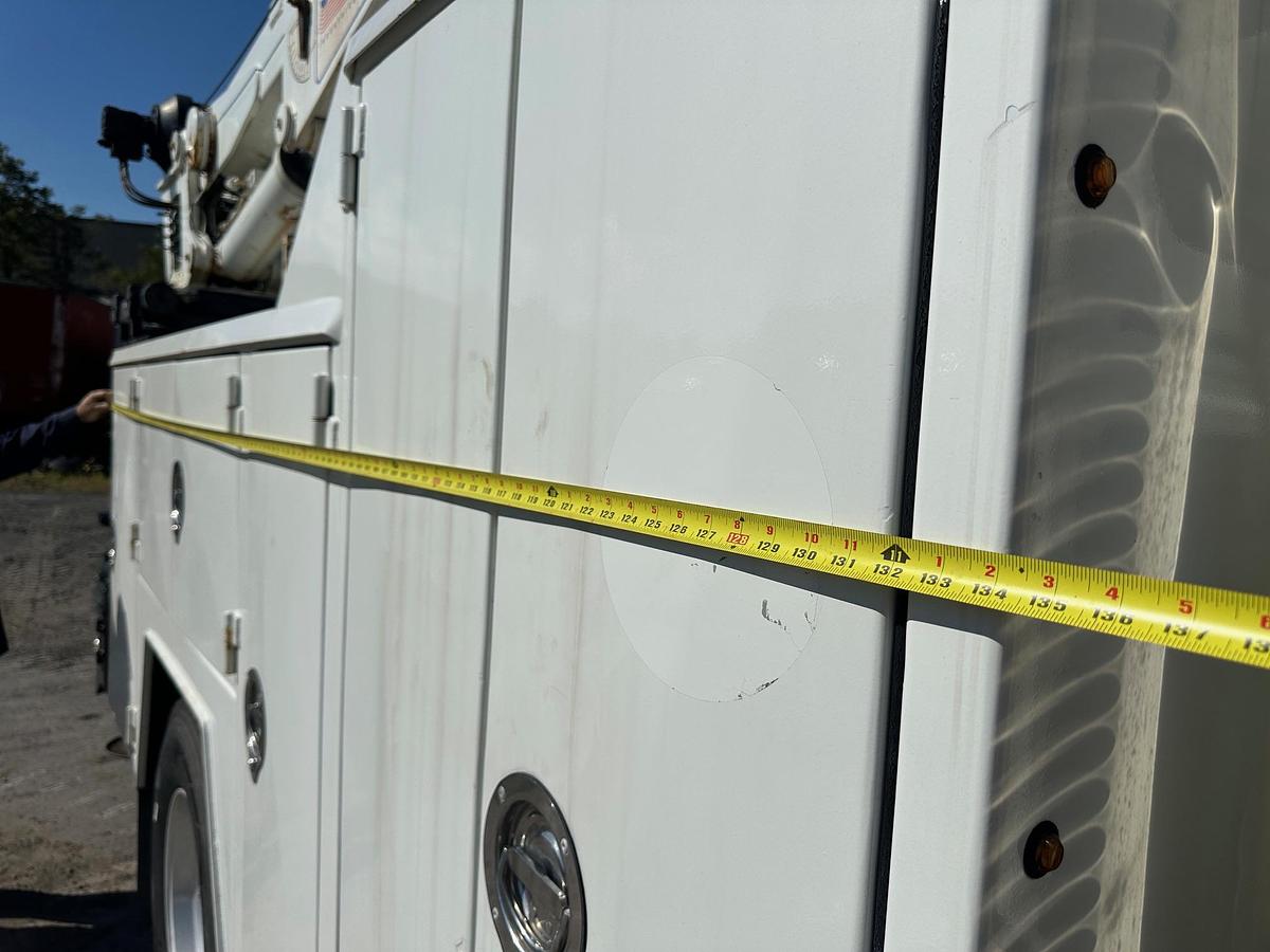 Used 2010 INTERNATIONAL 4300 Service Truck