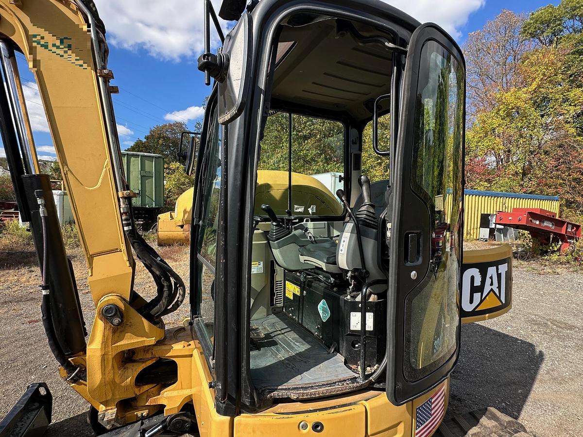 Used 2007 CATERPILLAR 304C CR