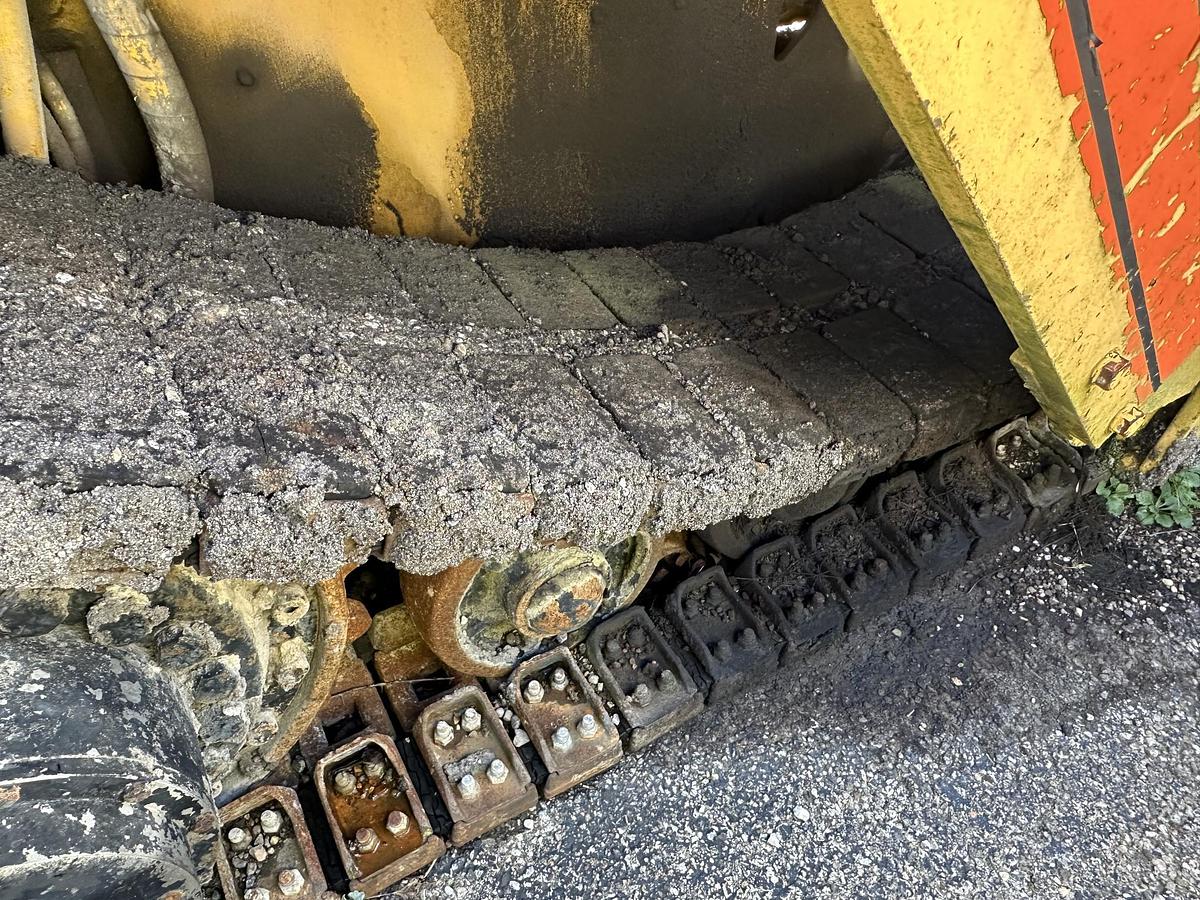 Used 1994 BLAW-KNOX PF-410