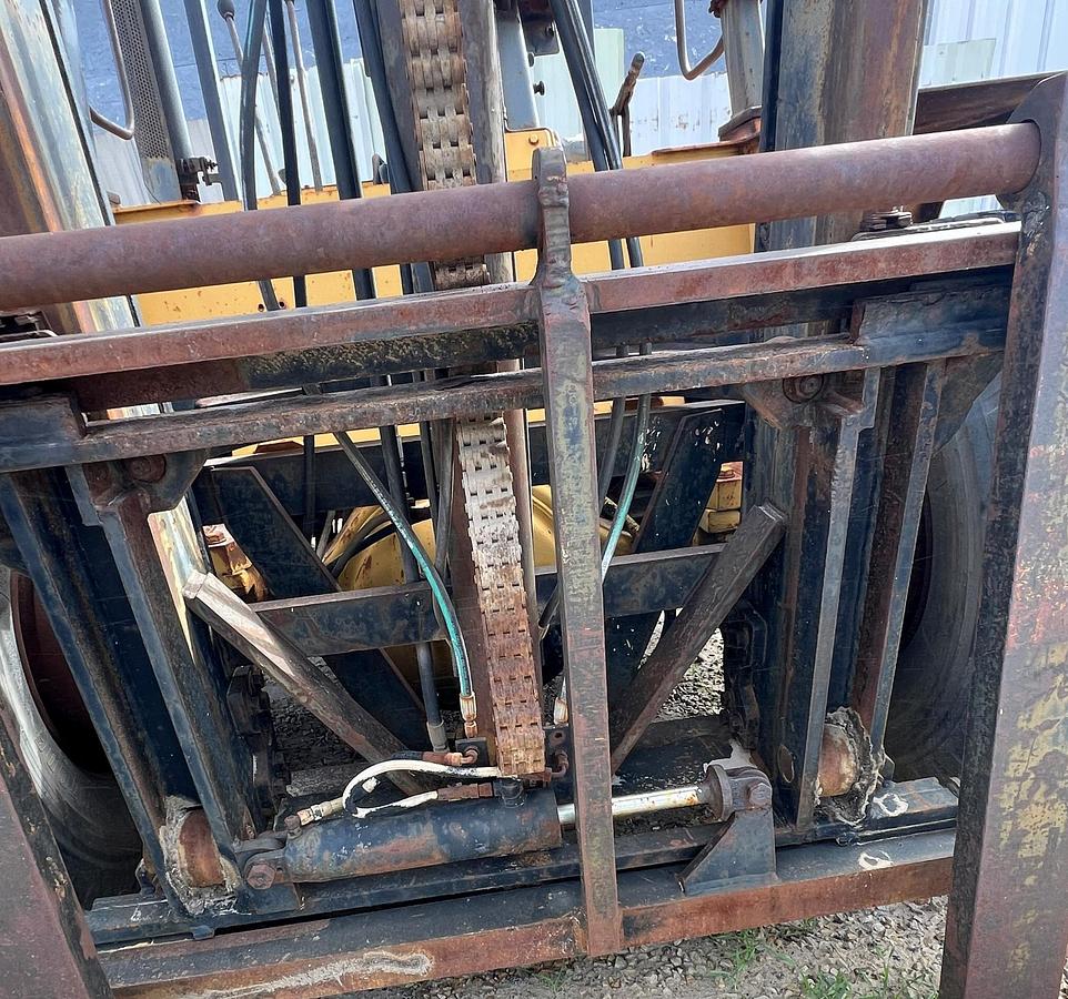 Used 1997 CATERPILLAR R80