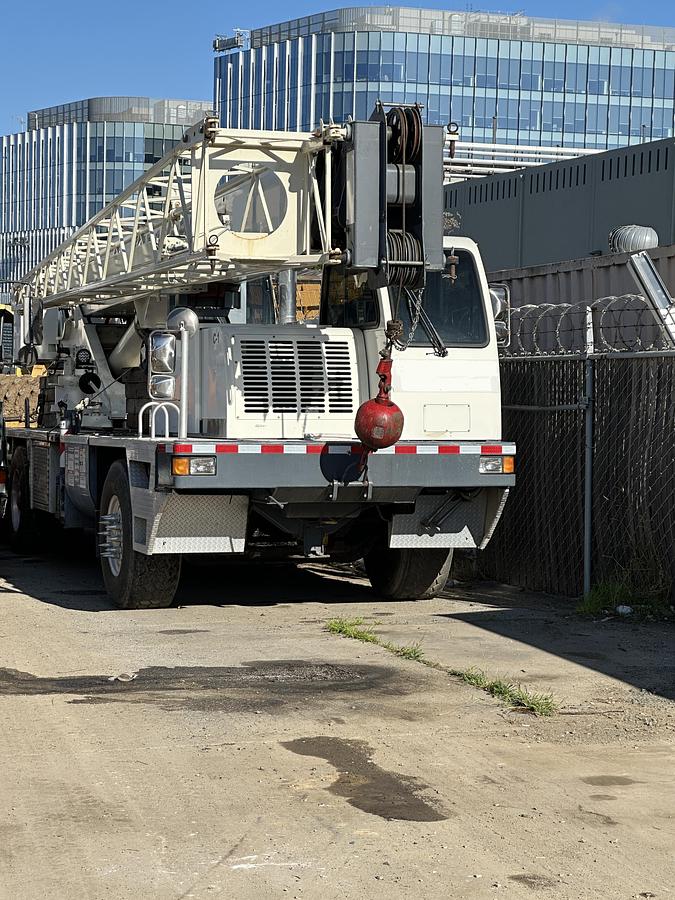 Used 2012 TEREX T 340