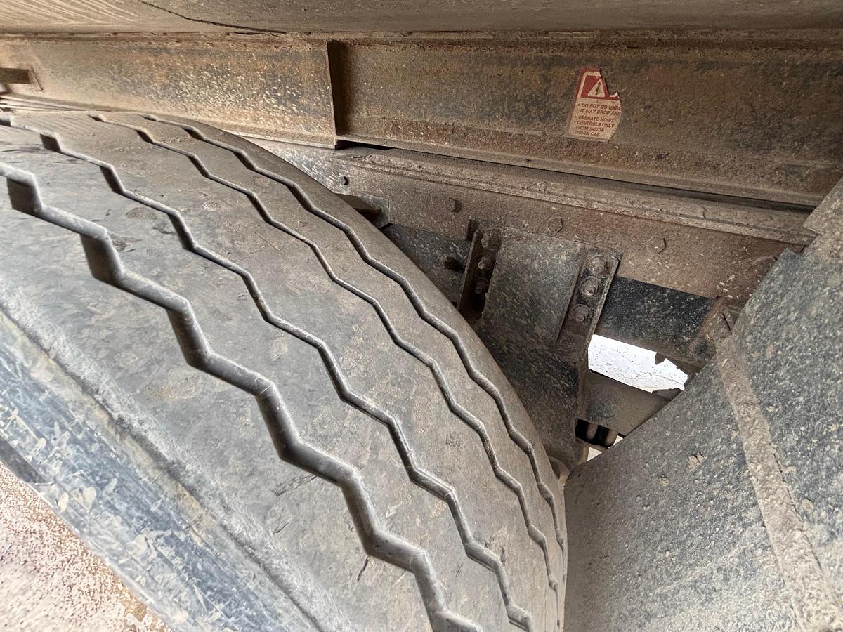 Used 1995 MACK CL713