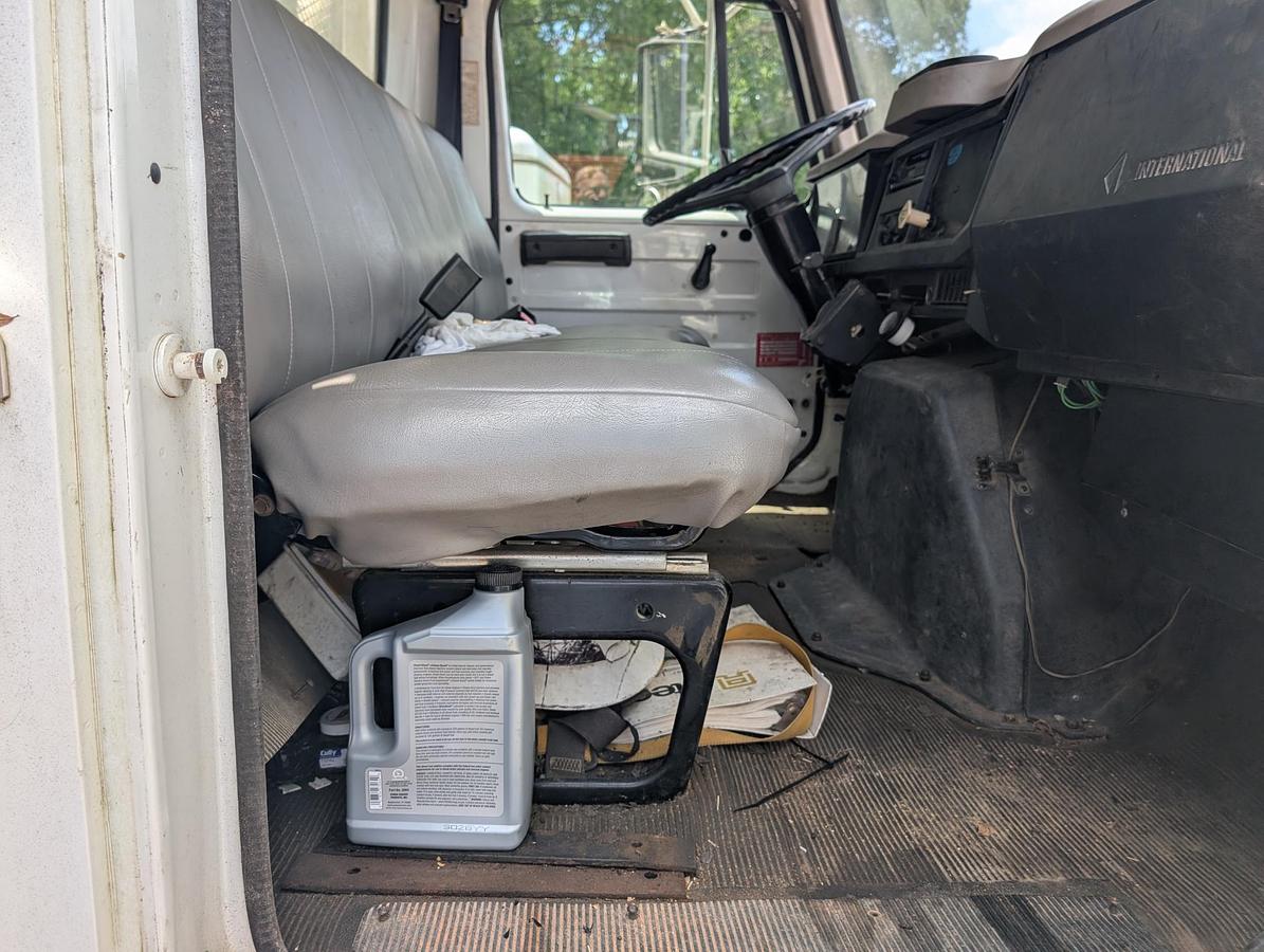 Used 1996 INTERNATIONAL 4800