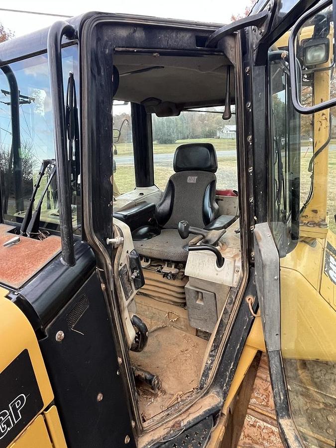Used 2007 CATERPILLAR D6N-LGP