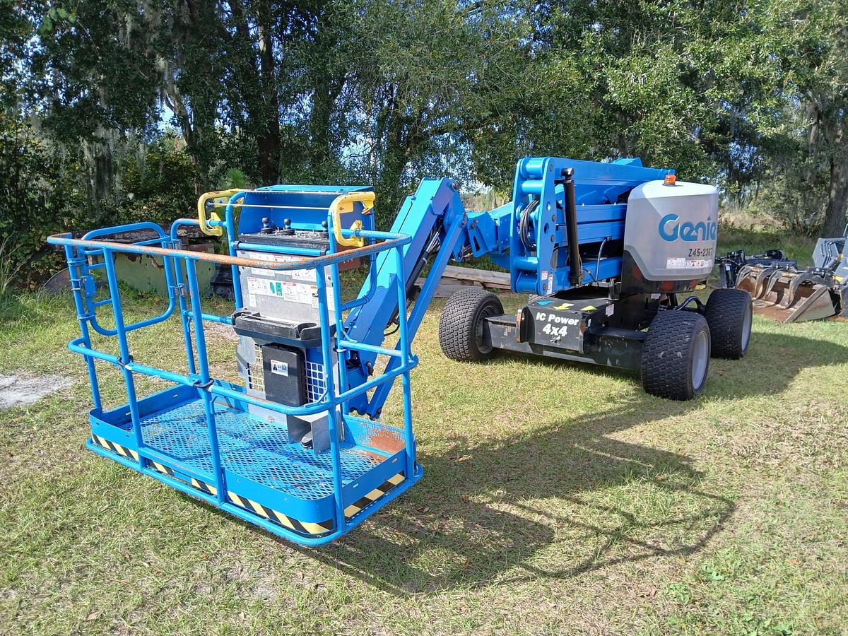 Used 2023 GENIE Z45 HF