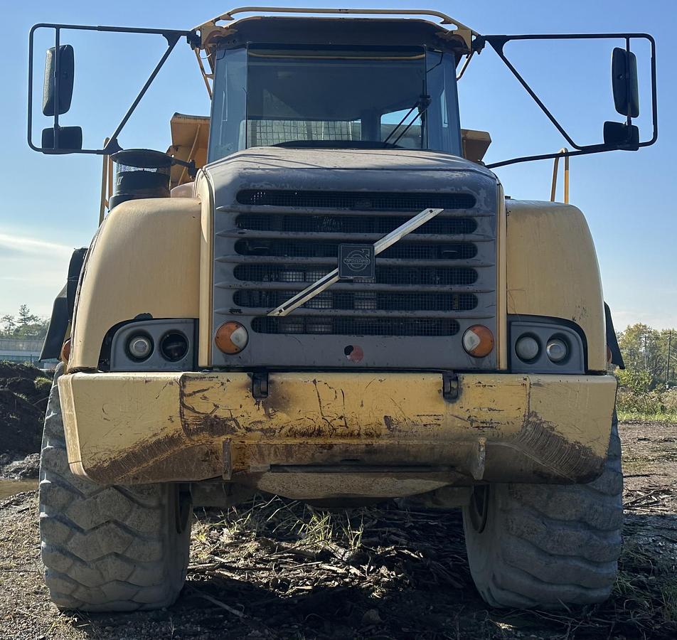 Used 2002 VOLVO A40D