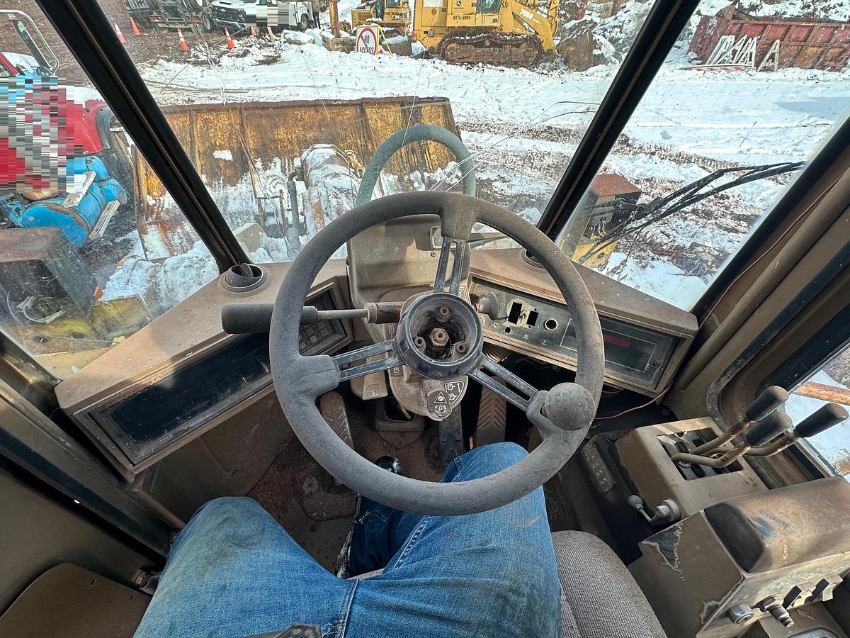 Used 1990 CATERPILLAR 966F