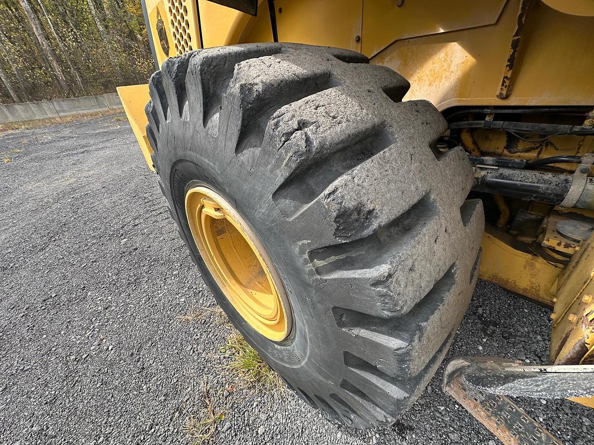Used 2013 CATERPILLAR 972K