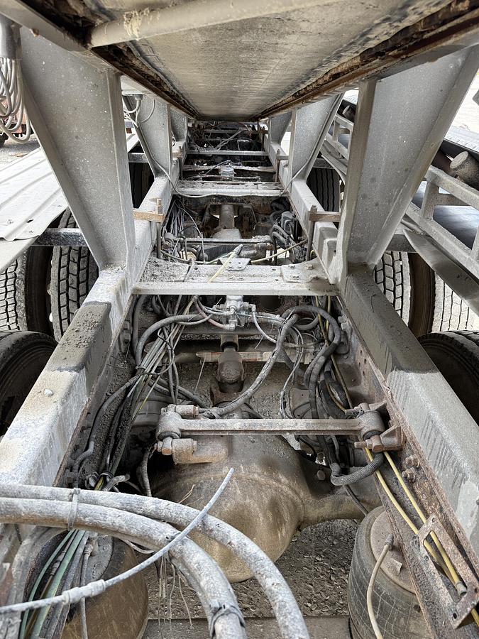 Used 2005 STERLING LT9500