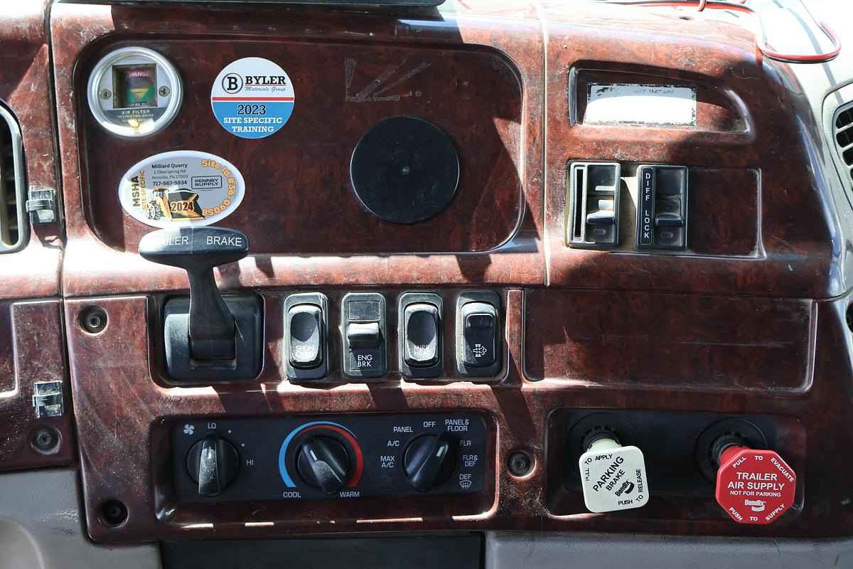 Used 2008 STERLING L9500