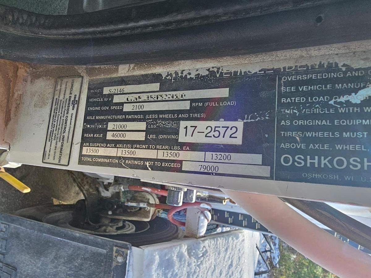 Used 2015 OSHKOSH S-2146 Front Discharge