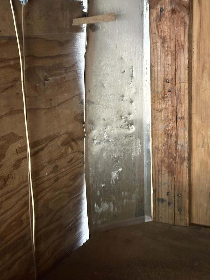 Used 2010 UNITED Expressline Enclosed Trailer