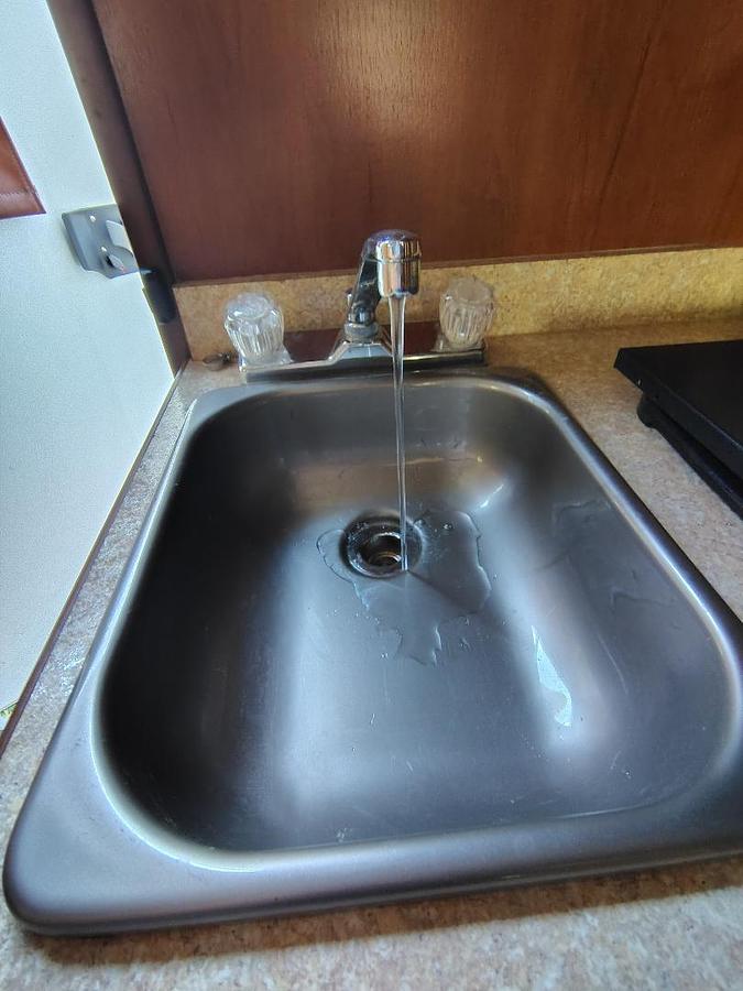 Used 2015  Select 32 x 102