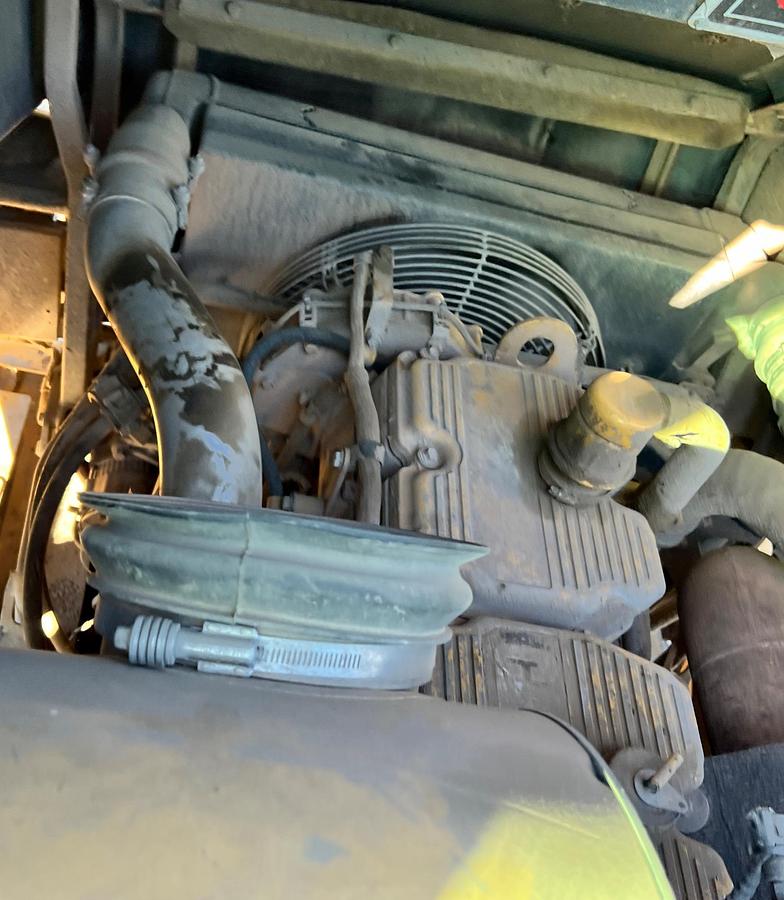 Used 2012 CATERPILLAR 740