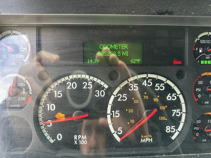 Used 2017 FREIGHTLINER Cascadia 125