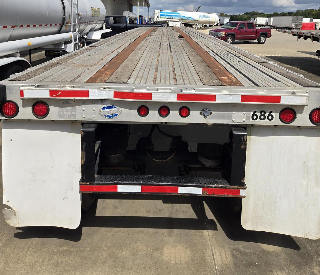 Used 2000 UTILITY 48 x 102