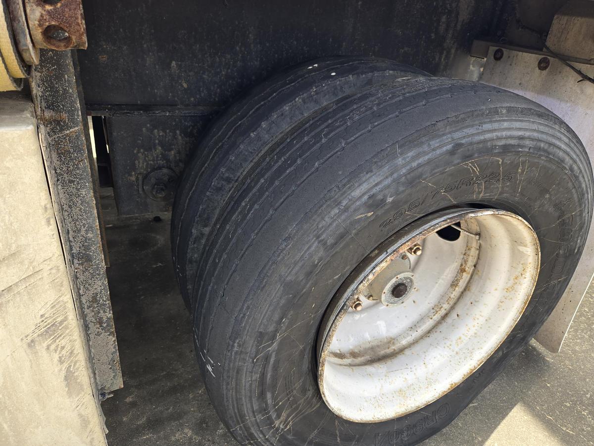 Used 2000 UTILITY 48 x 102