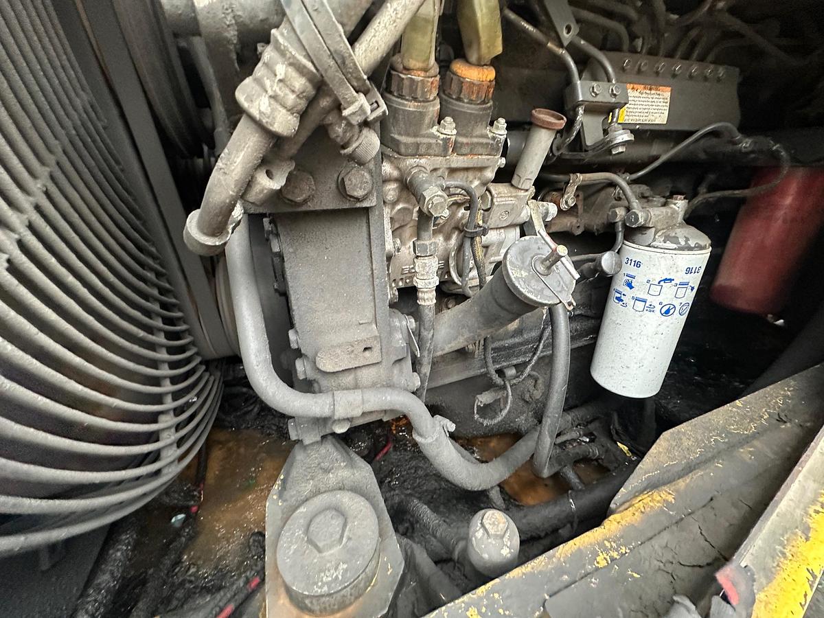 Used 2004 KOMATSU WA500-3