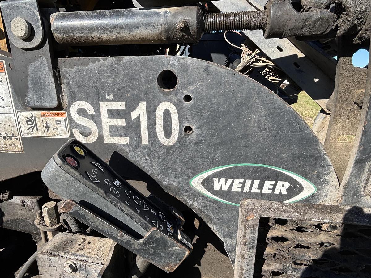 Used 2019 CATERPILLAR AP1000F