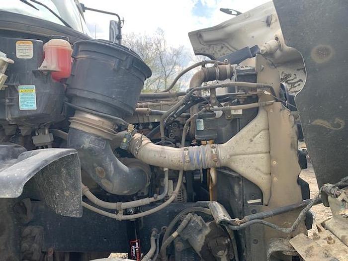 Used 2012 FREIGHTLINER SD114