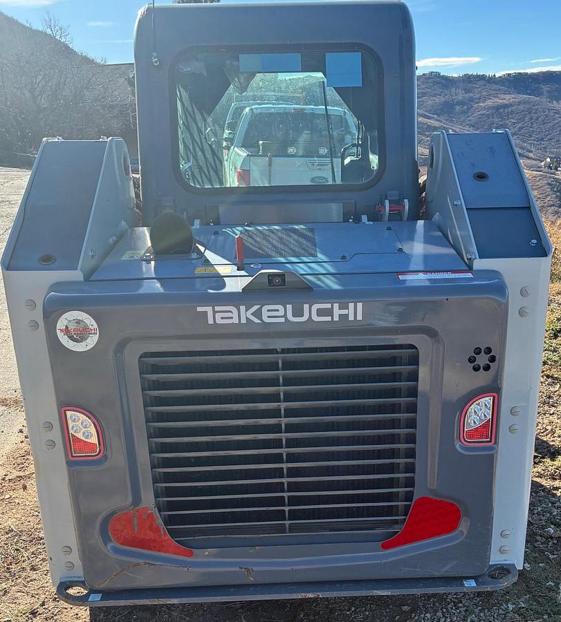 Used 2024 TAKEUCHI tl6r