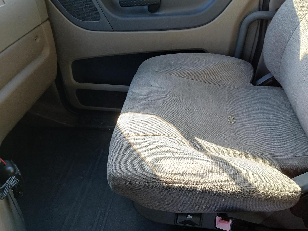 Used 2012 FREIGHTLINER Columbia