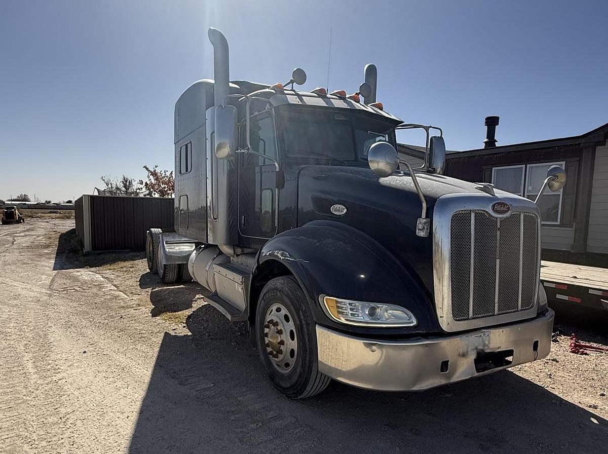 Used 2013 PETERBILT 386