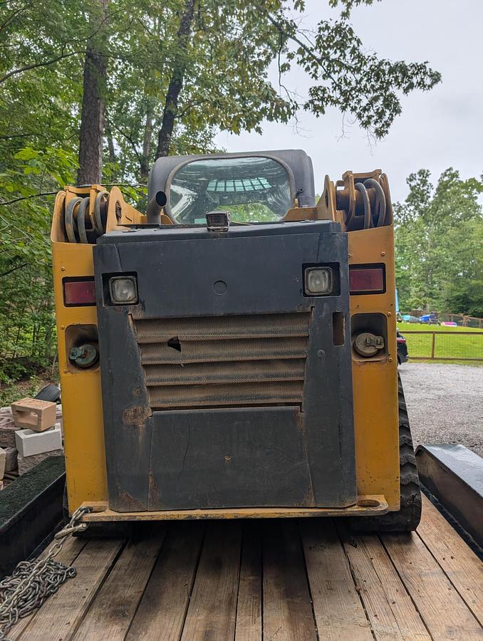 Used 2015 CATERPILLAR 239D