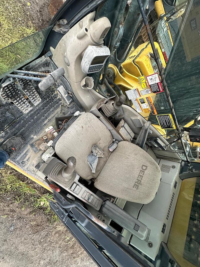 Used 2006 DEERE 350D LC