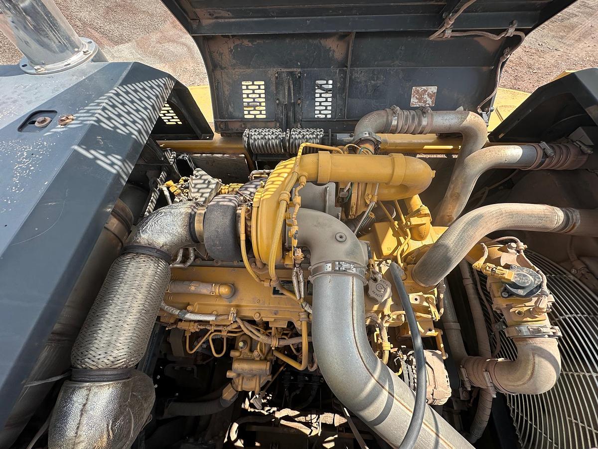 Used 2018 DEERE 380G LC