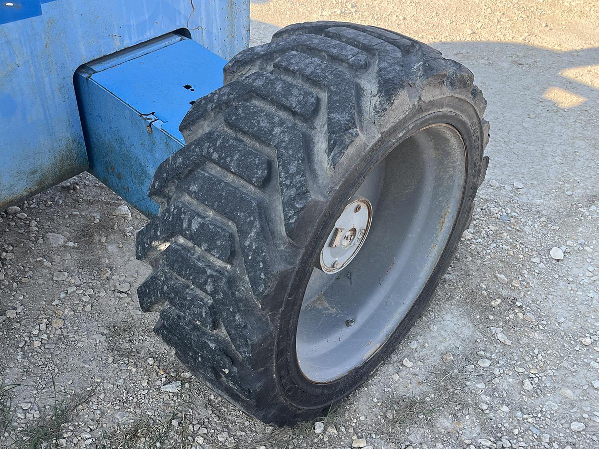 Used 2006 GENIE S-60