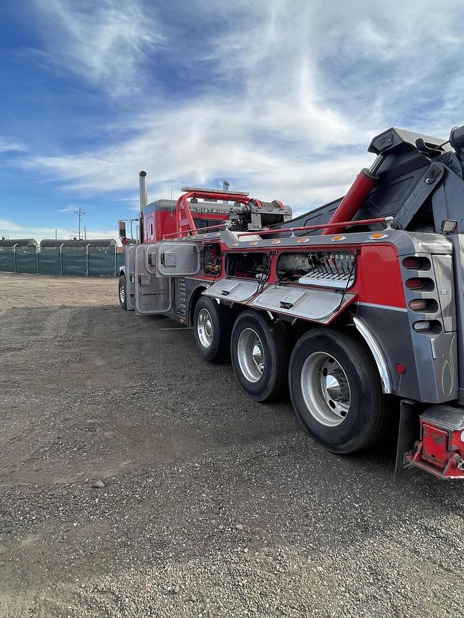 Used 2012 PETERBILT 389