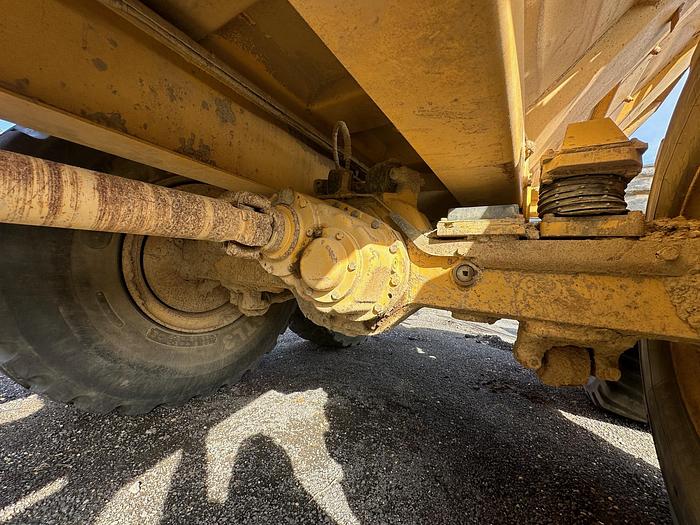 Used 2006 DEERE 300D