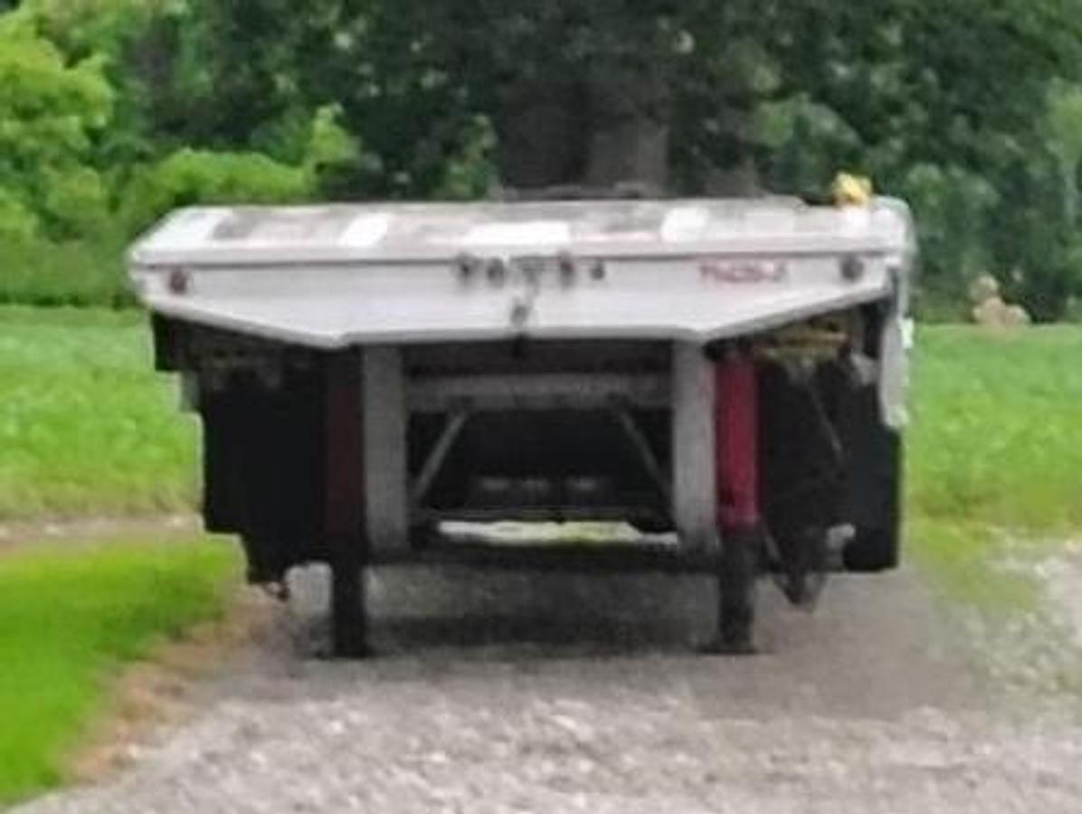 Used 2013 MAC 71426-A Drop Deck Trailer