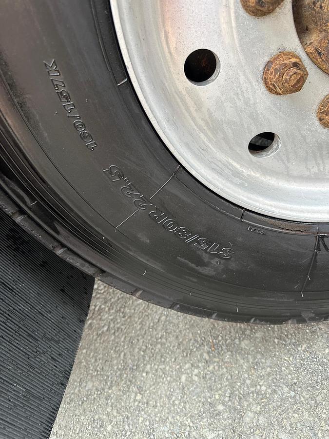 Used 2005 MACK Granite CV713