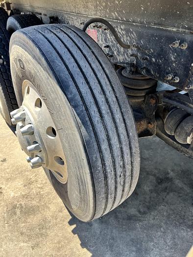 Used 2016 VOLVO VHD84B200