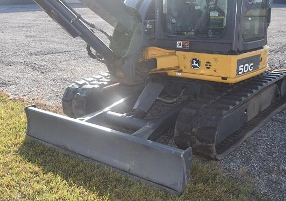 Used 2021 DEERE 50G