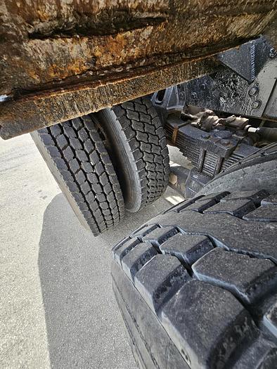 Used 2008 FREIGHTLINER Columbia