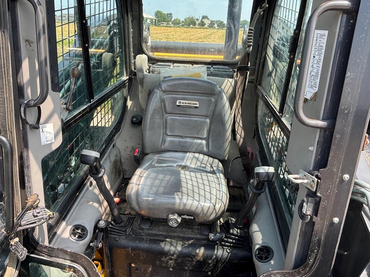 Used 2018 NEW HOLLAND L228