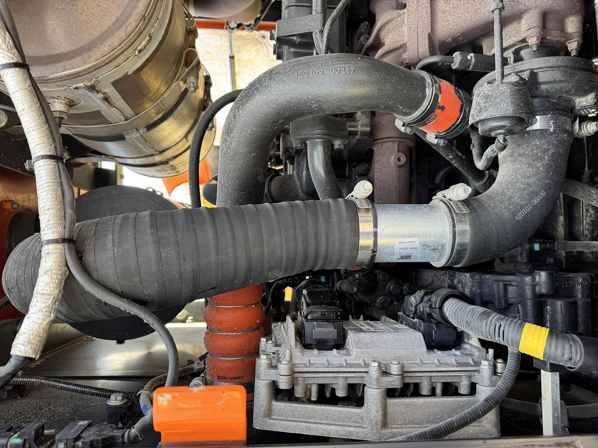 Used 2018 DOOSAN DL 220