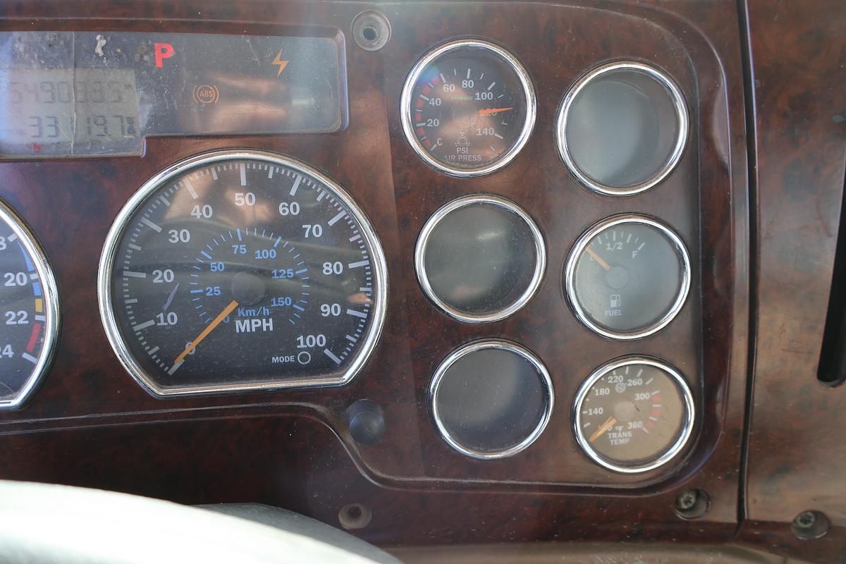 Used 2007 MACK Granite CV713